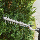 Universal blade for pruning and trimming