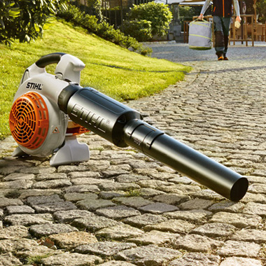 BG 66-D - Low noise handheld blower with catalytic converter