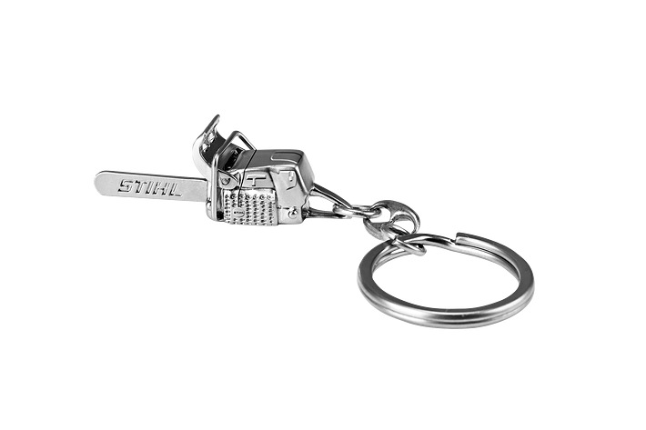 Metal chainsaw keyring