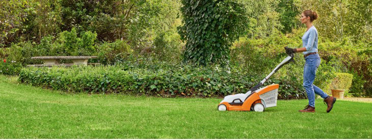 Cordless Lawnmowers