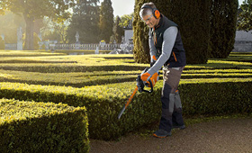 Hedge trimmers