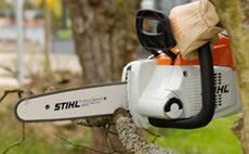 Battery Electric Chainsaw
