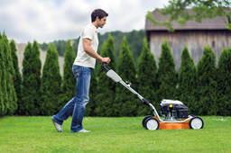 Petrol mulching best sale lawn mower