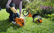 Petrol lightweight grass trimmers and brushcutters